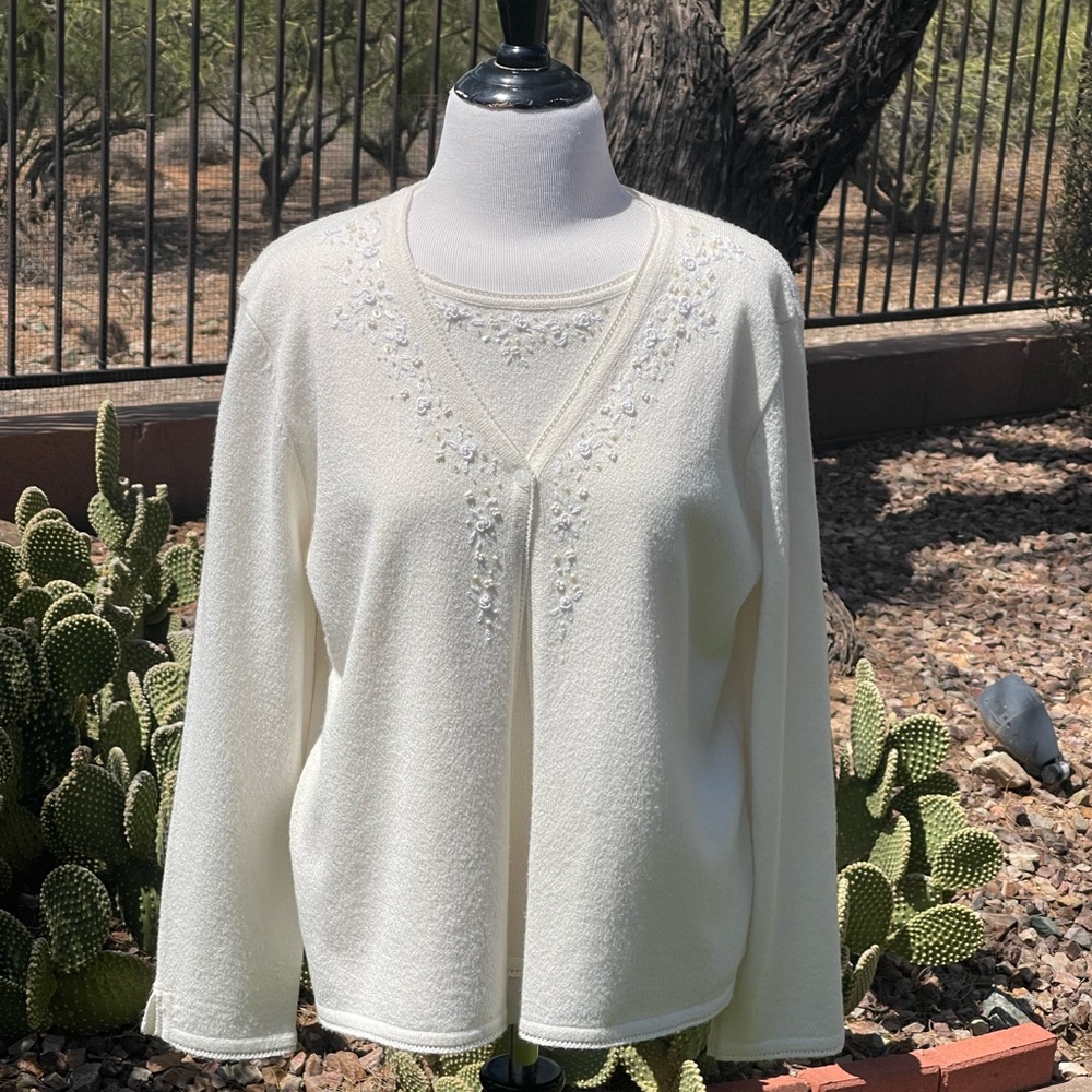 KORET PETITES - Cream Embellished Women's Cardigan